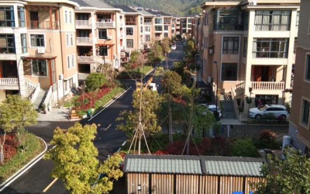 Yingjvqishe Hotel