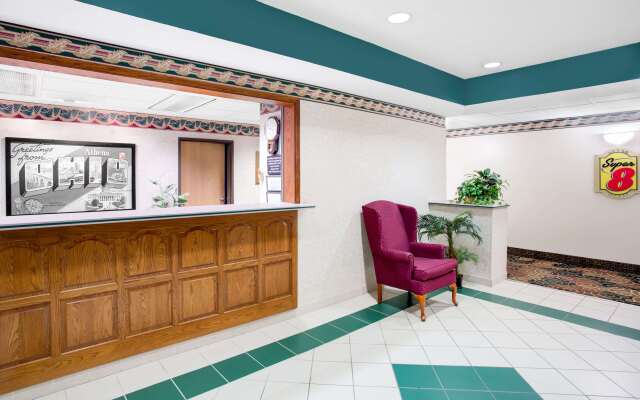 Super 8 by Wyndham Athens