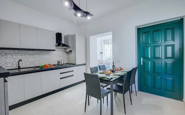 Darma s House 3 Minutes From Monate Lake