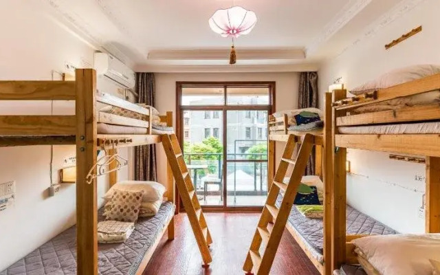 Zhoushan Donghai Hostel