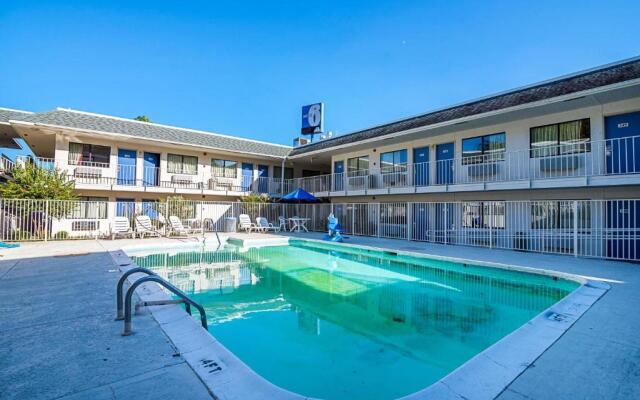 Motel 6 Bessemer, AL - Birmingham