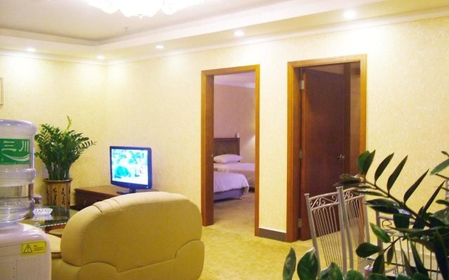 Xinhubin Hotel
