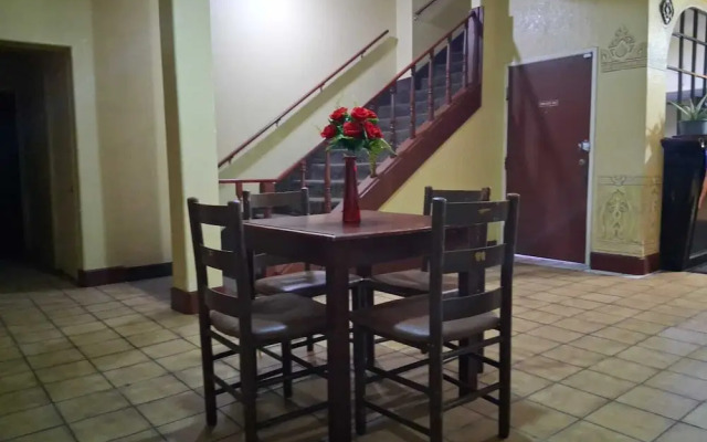Hotel O Colonial Inn Brownsville Tx