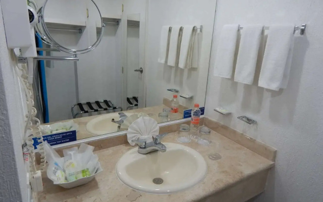 Days Inn by Wyndham Minatitlan