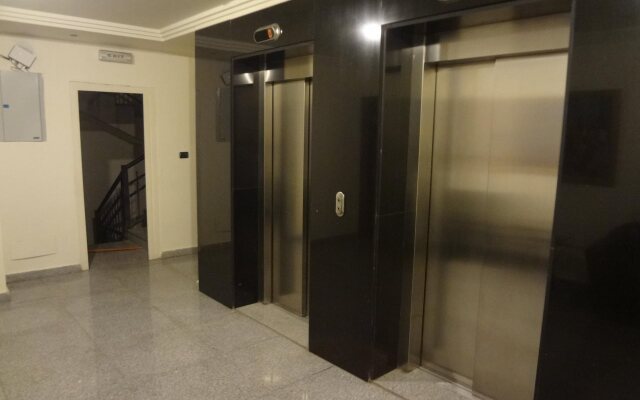 Tamrah Suites Hotel