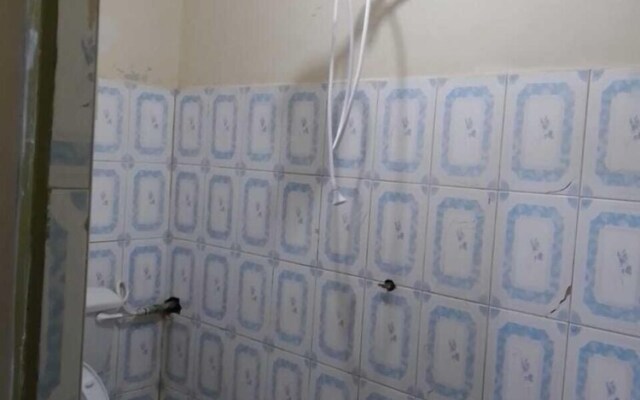 Lux Suites Lumumba  Studio Apartments