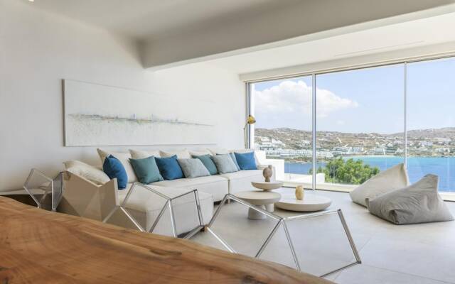 Villa Channel II in Psarou Mykonos