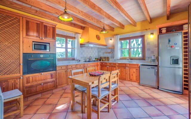 New! Villa Alaro by Priority
