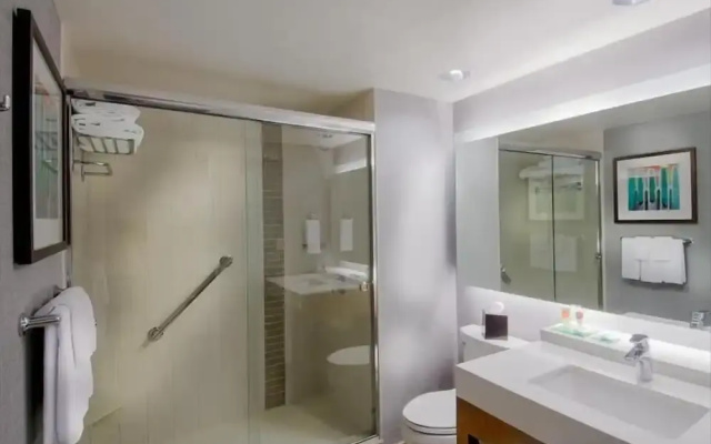 Hyatt place uptown