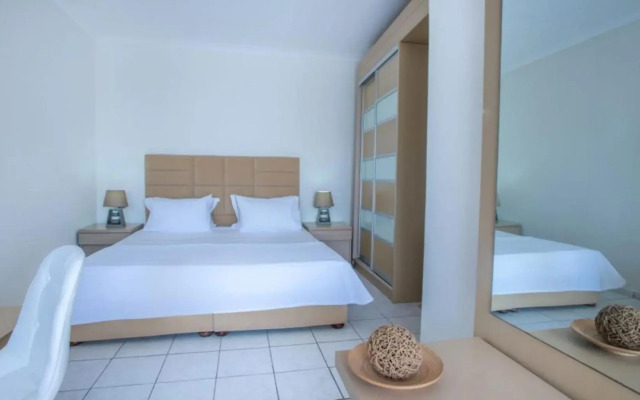 Golden Milos Beach House by Domotel