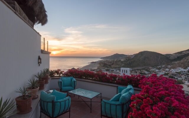 Sophisticated Cliffside Platinum Villa Turquesa 9BR Overlooking the Pacific