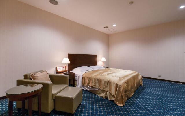 Champion Hotel (Quarantine Hotel)
