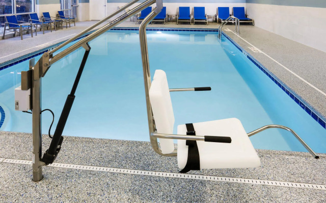 Holiday Inn Express & Suites Chicago North Shore - Niles by IHG