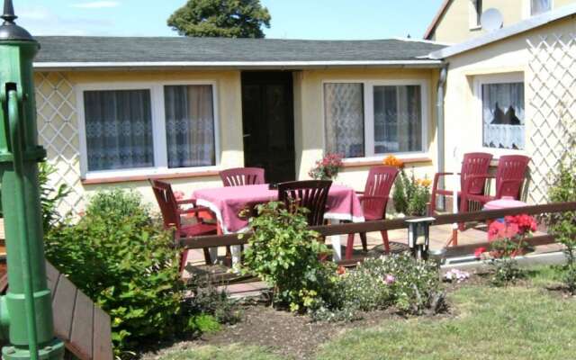 Gemuetliche Ferienunterkuenfte mit Garten in Zweedorf