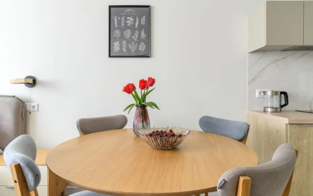 Апартаменты НайсПлэйсСПБ на Большеохтинском проспекте, д.15 к.2