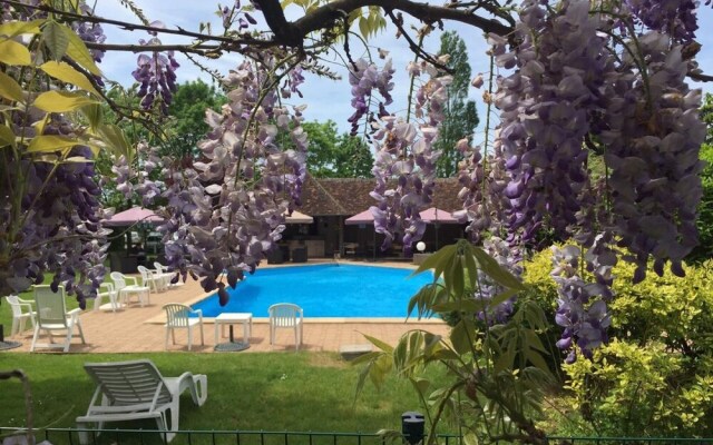 Le relais fleuri, Hôtel et restaurant Logis - Avallon