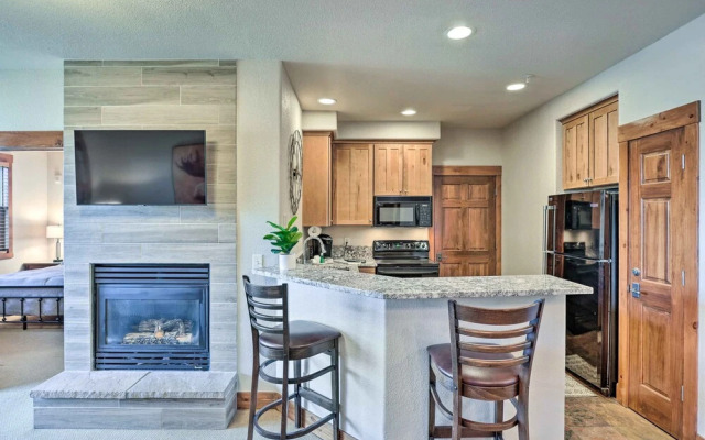 Ski-in/ski-out: Centrally Located Granby Condo!