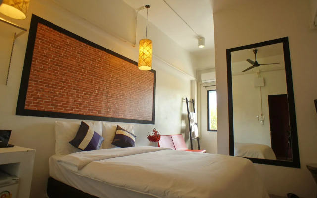Walking Street Residence