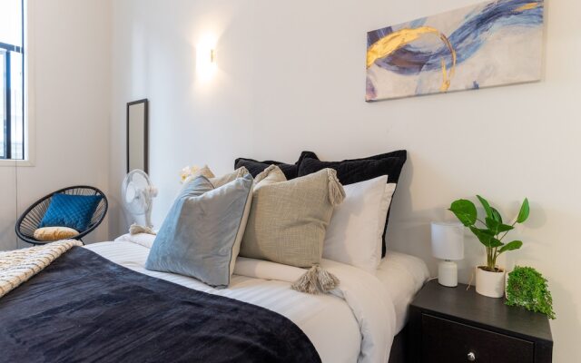 Bright CBD Studio -Near SkyTower-WiFi