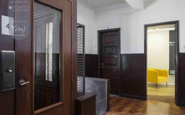 ORM- Saraiva de Carvalho apartments