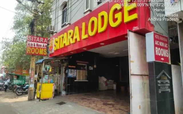 OYO Hotel Sitara Grand