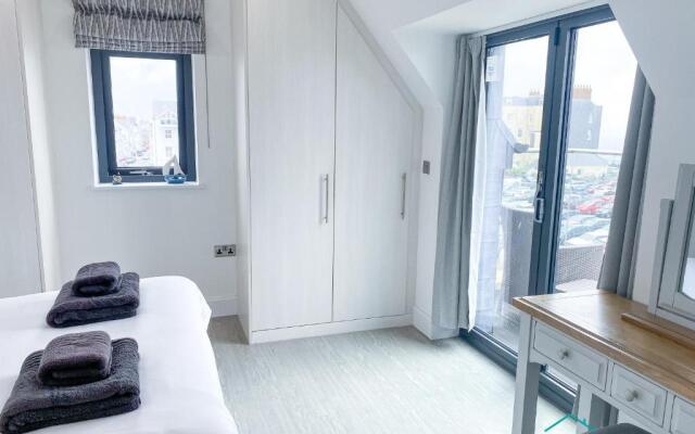 Waterstone House Penthouse Apartment