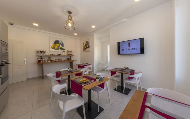 Le Angioine Rooms