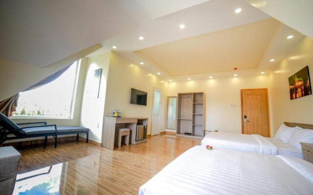 Nhat Nguyen Hotel