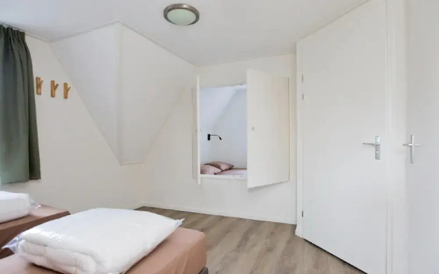 Inviting Villa in Voorthuizen With Garden