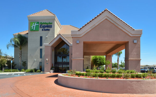 Holiday Inn Express Lathrop South Stockton