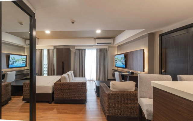 Widus Hotel Clark