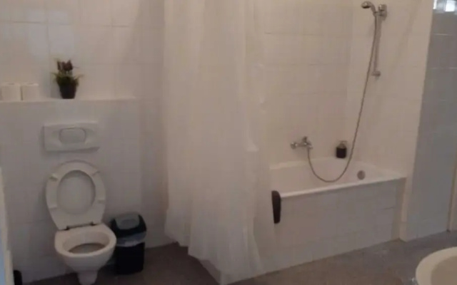 Comfort 2BR Apartment Near Stadthalle