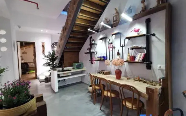 Ruo Ri Wang Lou B&B（Shanghai Zhujiajiao Ancient Town Store）