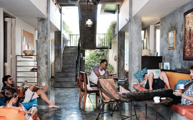 Bread & Jam Hostel