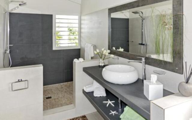 Seafacing Villas Apartments Rentals