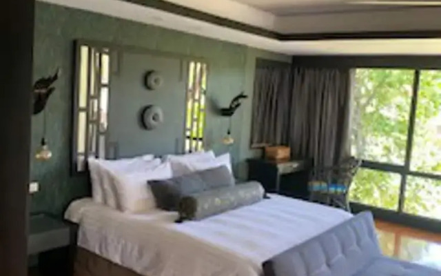 Poolside Luxury Laguna 2-bed Villa in Cherngtalay