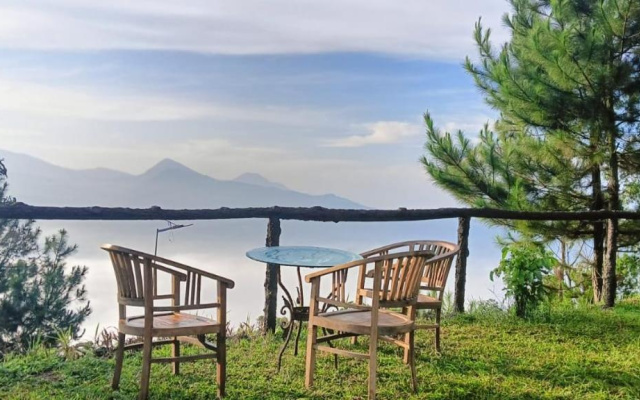 Snow Princess Mountain Glamping Resort at Clubbali, Lembang