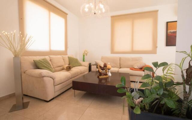 SunnyVillas: 3BR Villa☆Private Pool in Pernera - Villa Orange