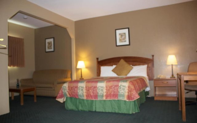 Holland Inn and Suites
