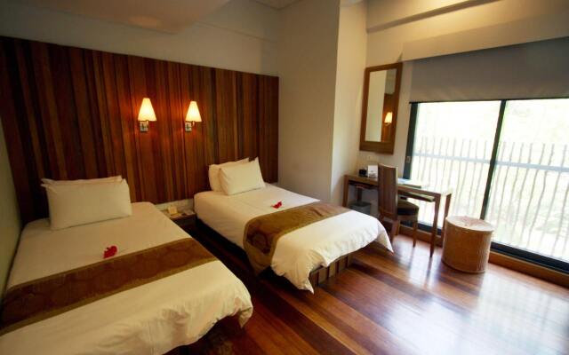 Belum Rainforest Resort