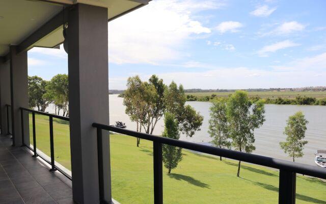 River Devine Murray Bridge