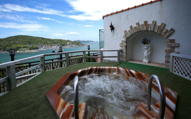 Hotel Maritime Kaikoen