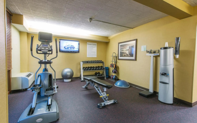Hotel MTK Mount Kisco