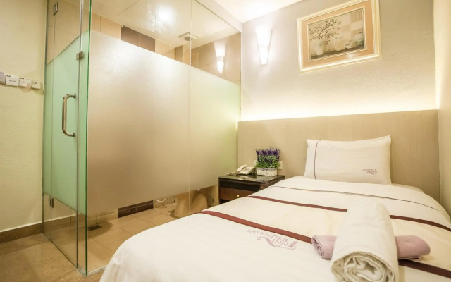 Lavender Inn Nusa Bestari