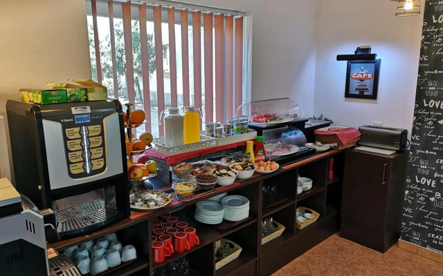 Euro Hotel
