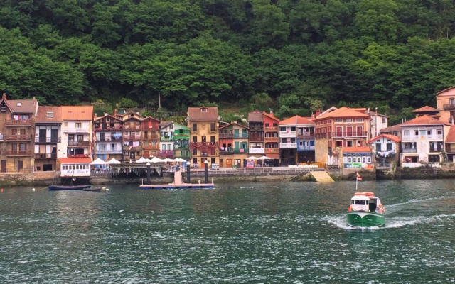 Hotel Trueba