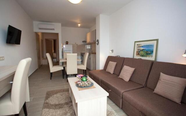 Apartments Bota