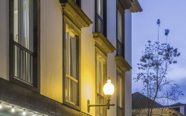 Downtown Funchal Apartments 1C Cedros by An Island Apart