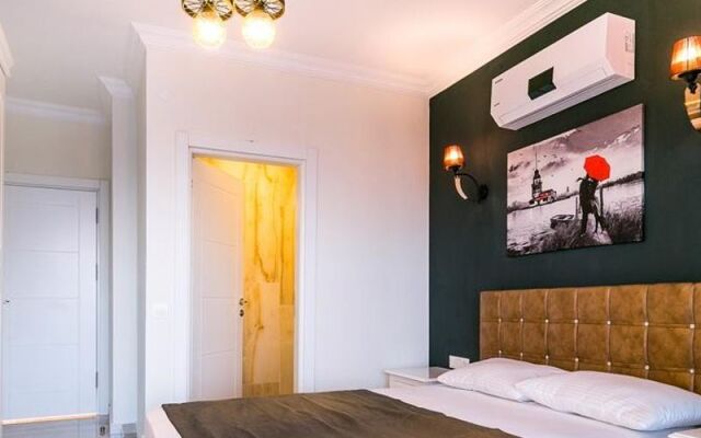 Villa Stone Heart