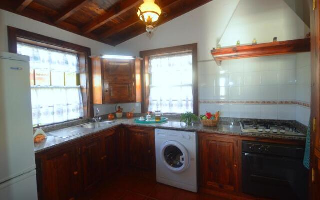 Casa Rural Dos Aguas by Isla Bonita